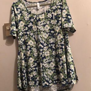 Lularoe perfect T size large